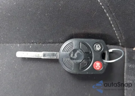 2015 Ford Focus Se z USA, uszkodzony, nr VIN 1FADP3K26FL319977